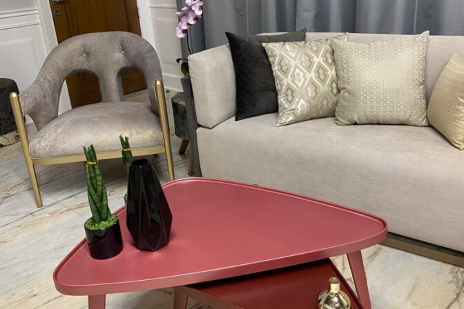 Art Table - 1