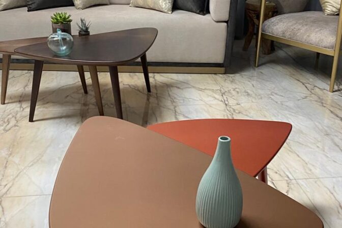 Art Table - 2