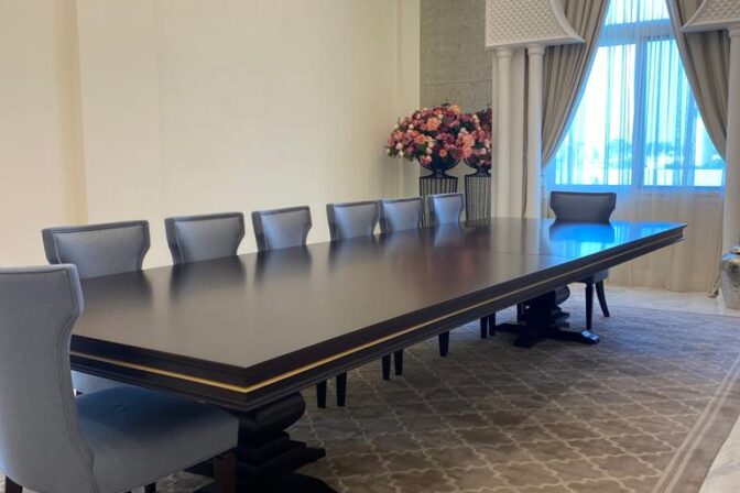 Dinning Table